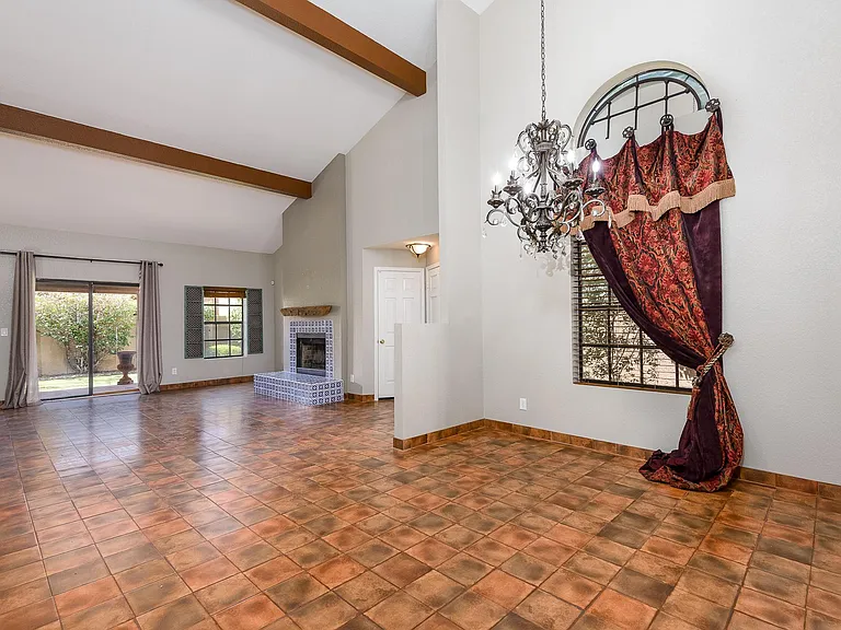 5505 E Desert Hills Dr — Photo 10