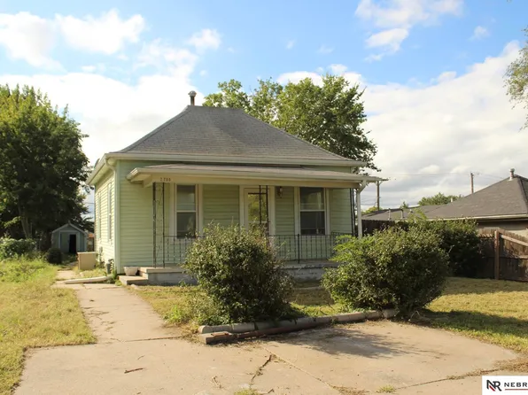 2709 S 9th St, Lincoln, NE 68502