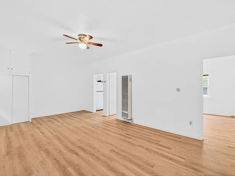905 Cherry Ave. — Photo 8