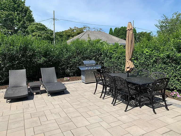 8 Morton Ave — Photo 8