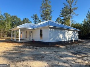 104 Redbreast Rd, Vienna, GA 31092