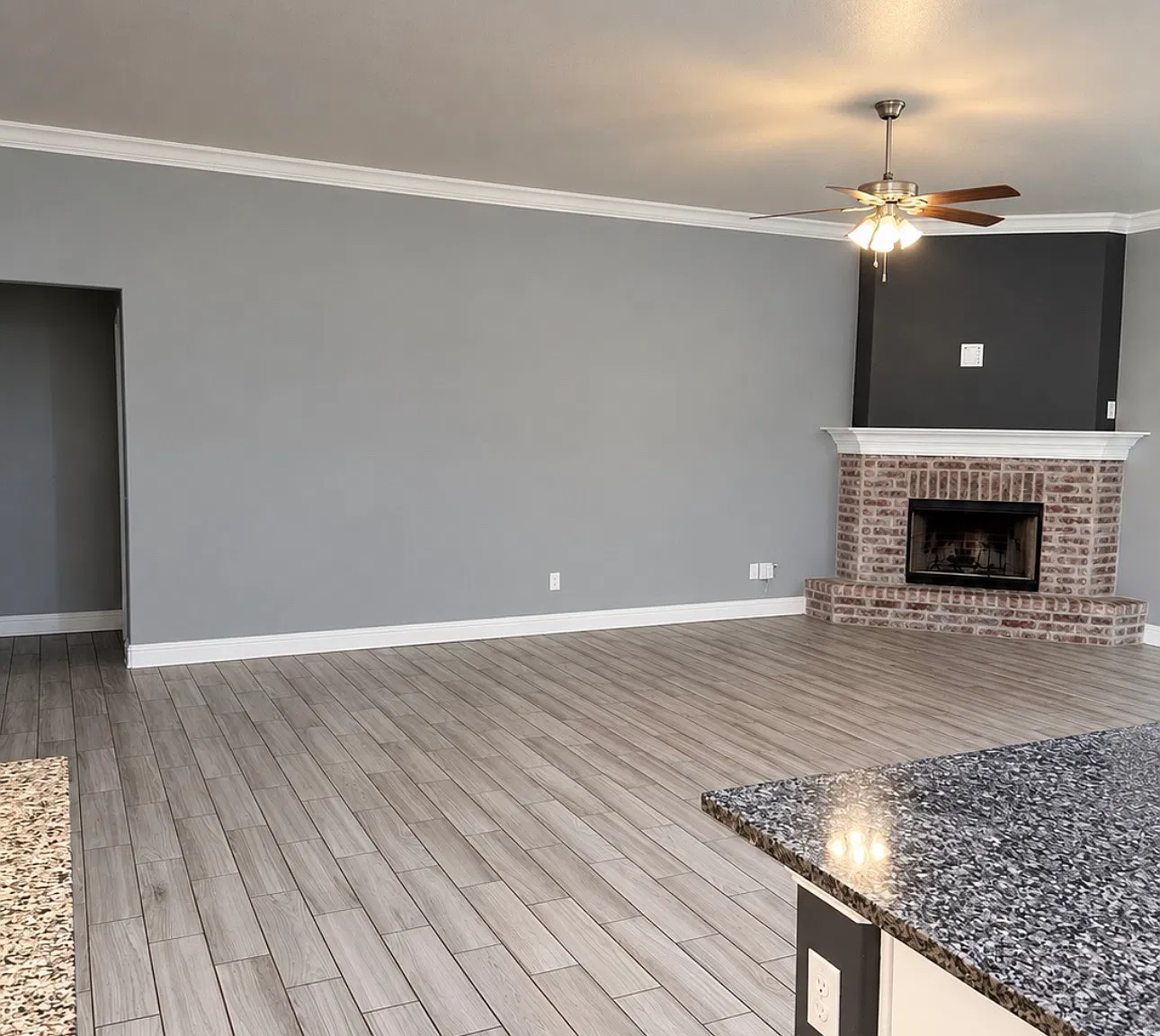 4 bed, 2.5 bath, 2398 sqft, $2,750 — Photo 4
