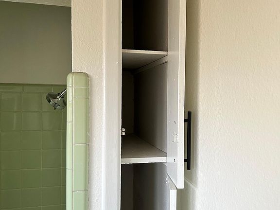 4th image of 3407 N Avenida Republica De Cuba St Unit B