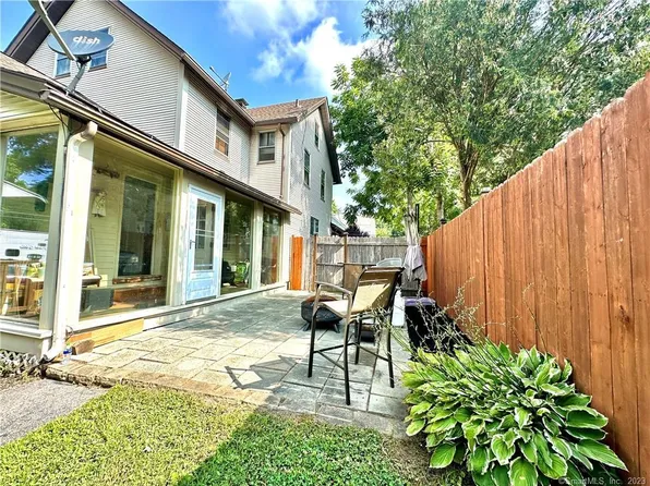 37-39 Linnell Street, Plainfield, CT 06354