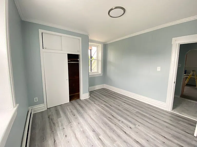 339 Valley St #1 — Photo 4