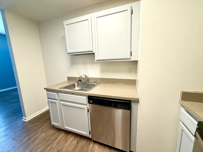 Vernon Homes — Photo 14