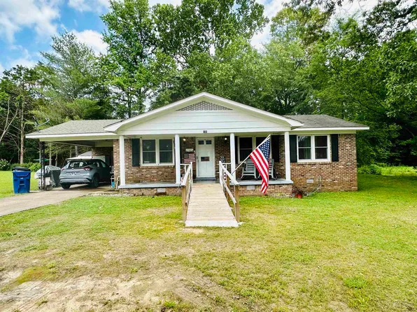 155 Meadow Lane Dr, Savannah, TN 38372