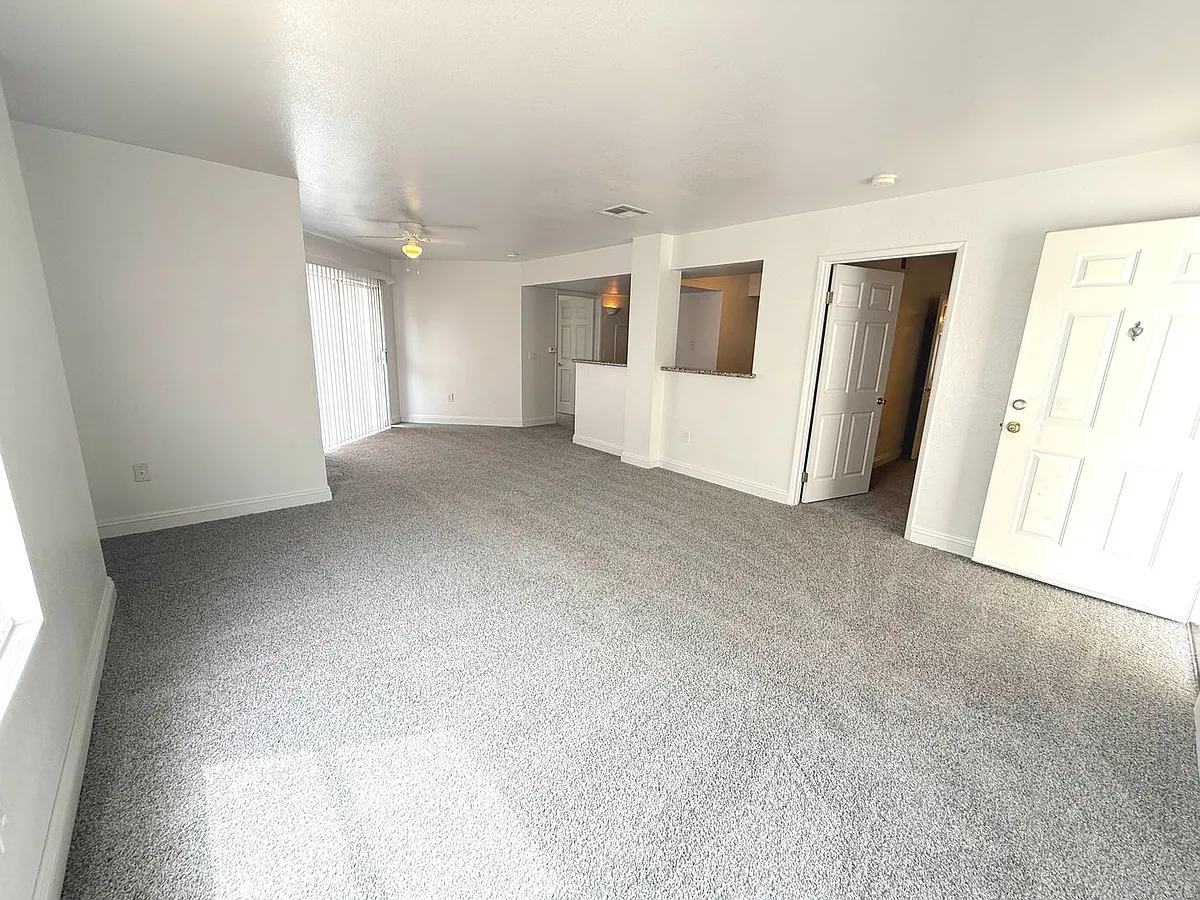 Building Photo - 6800 E Lake Mead Blvd #1077