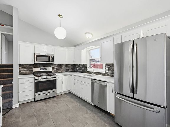 4th image of 3486 Dorchester Ave