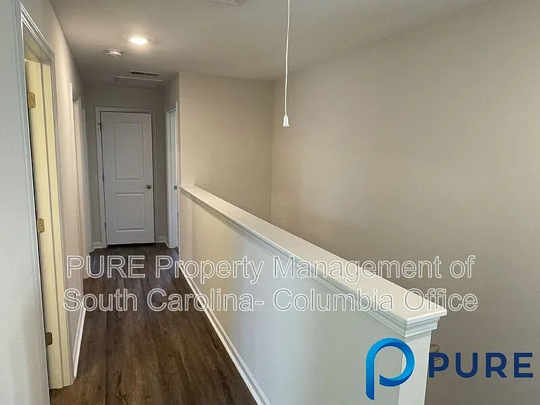 1433 Tamarind Ln — Photo 18
