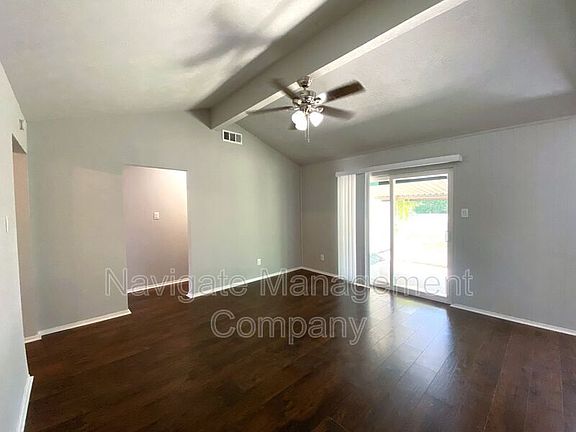 5th image of 2718 Ozark Dr