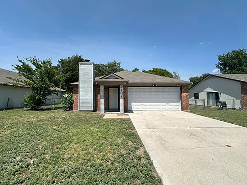 2707 Taft St Photo 1