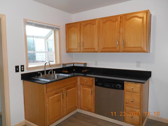 2nd image of 626 Templeton Ave Floor 2