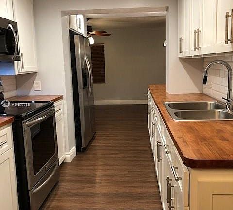 2nd image of 151 NW 43rd Pl #151
