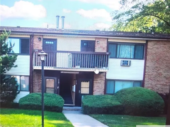 117 Cricket Ln, Woodbridge, NJ 07095