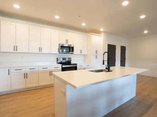 776 W Blue Magic Ln N #304, Midvale, UT 84047