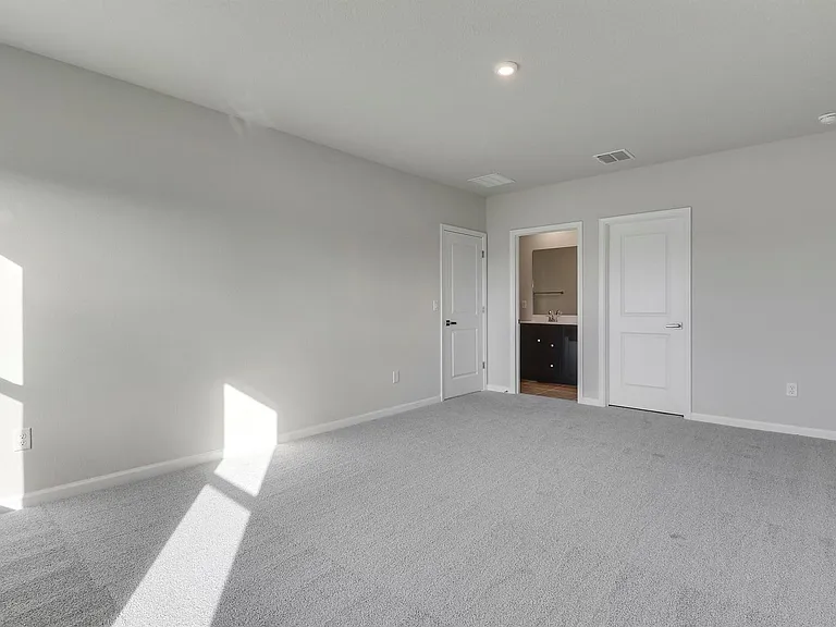 15404 SW American St — Photo 29