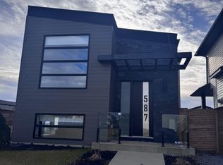 587 Kloppenburg Cres #A, Saskatoon, SK S7W0P1