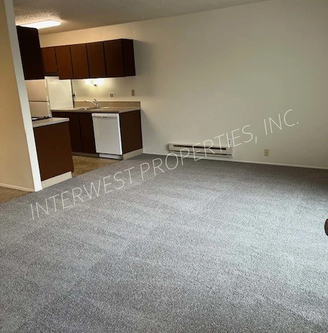 2 bed, 636 sqft, $1,525 — Photo 3