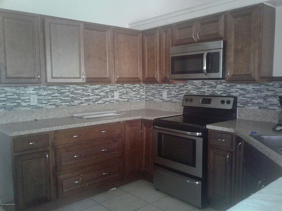 2nd image of 2681 Madden Ave SW
