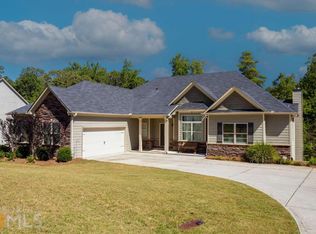 2852 Shadowstone Way, Winder, GA 30680