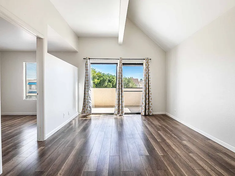 4360 Gannet Cir #22 — Photo 9