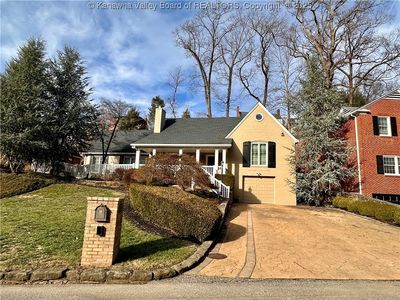 2010 Military Rd, Huntington, WV, 25701