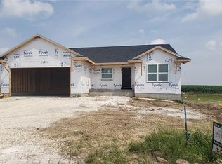 2742 Royal Oak Ridge Rd, Marion, IA 52302