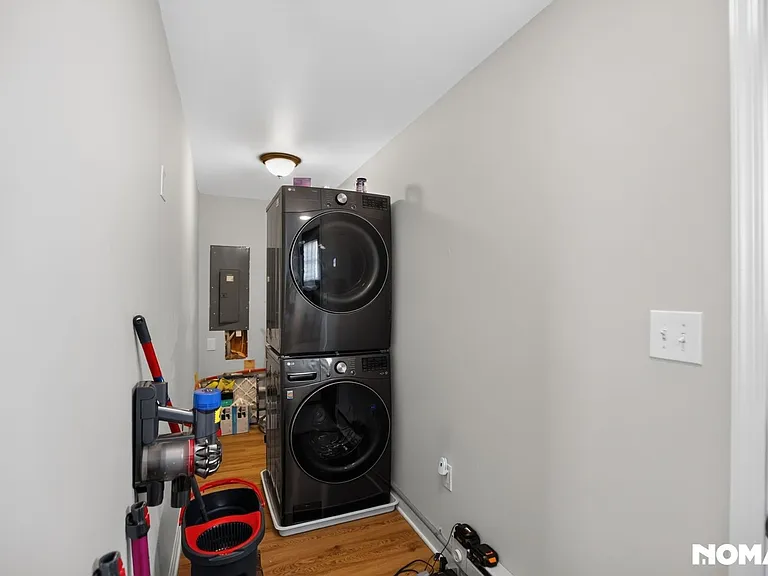 8217 Cornwall Rd — Photo 29
