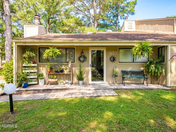 103 Quarterdeck Townes, New Bern, NC 28562