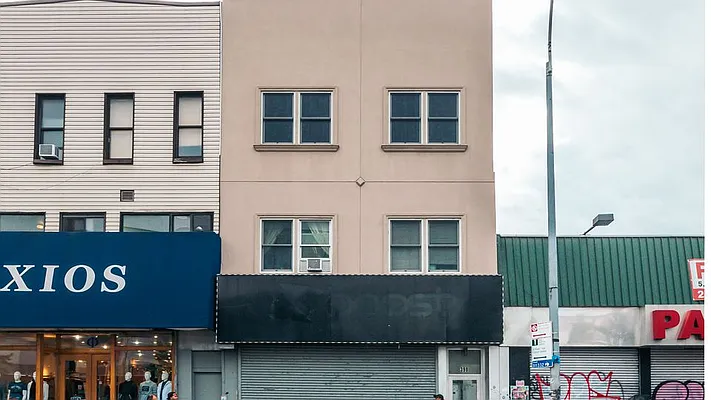 Rented by Nooklyn NYC LLC | media 21