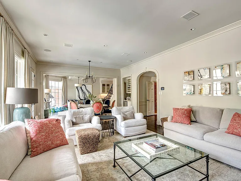 3440 Locke Ln — Photo 6
