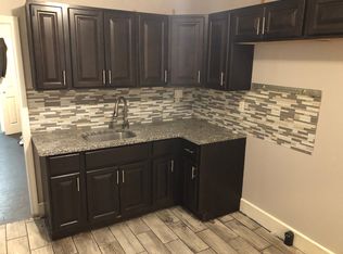 31 Collins St #1, Springfield, MA 01109