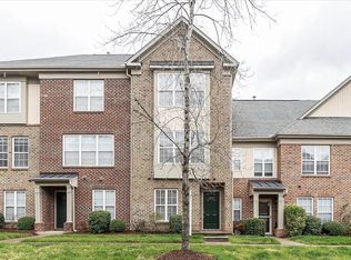 9907 Kedzie Ct, Raleigh, NC 27617