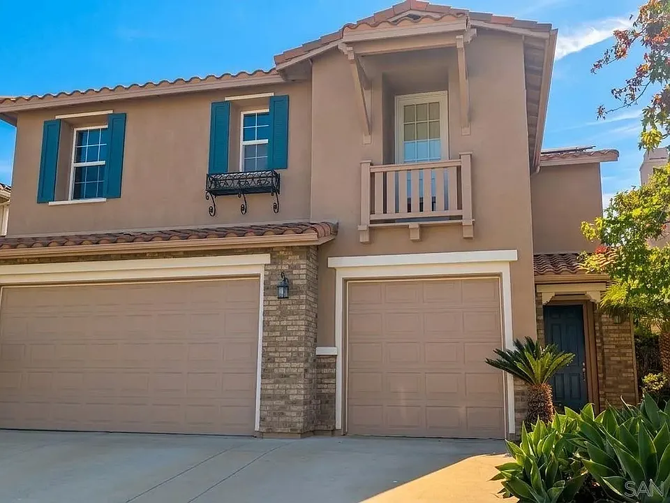 1180 Parkview Dr