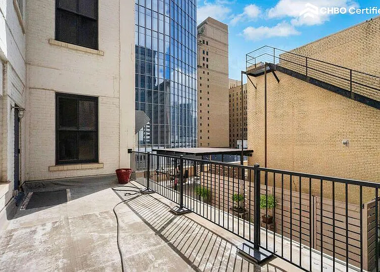705 Main St #609 — Photo 28