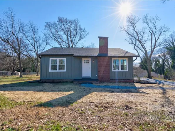 245 Church St, Ellenboro, NC 28040