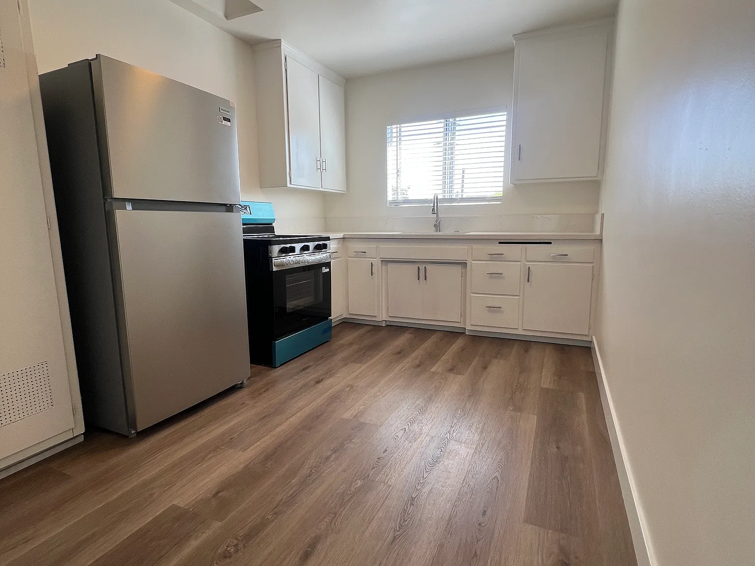 1 bed, $2,350 — Photo 4
