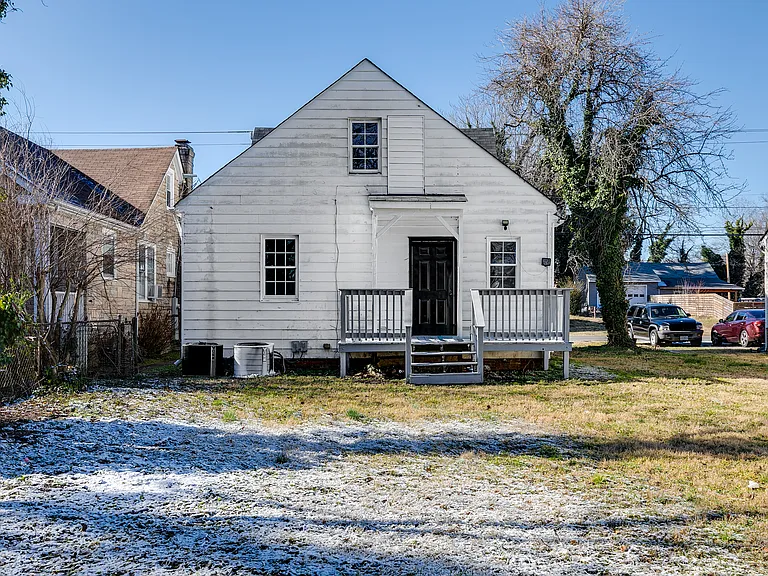 3621 Benton Ave — Photo 25