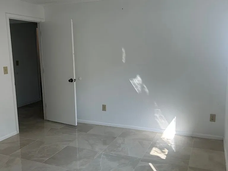 2774 Jessica Cir — Photo 20
