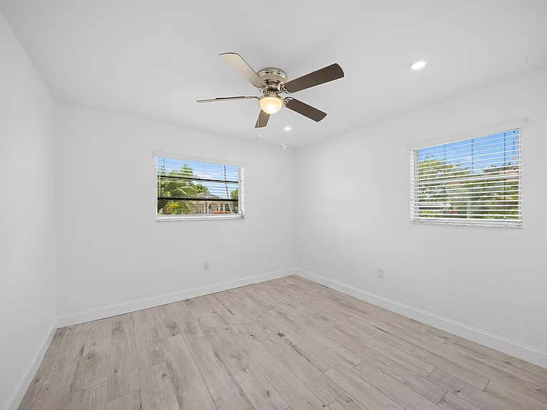 645 95th Ave N #1 — Photo 11