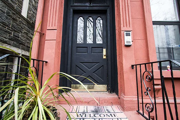 Rented by TheRealEstateCompany.com LLC | media 4