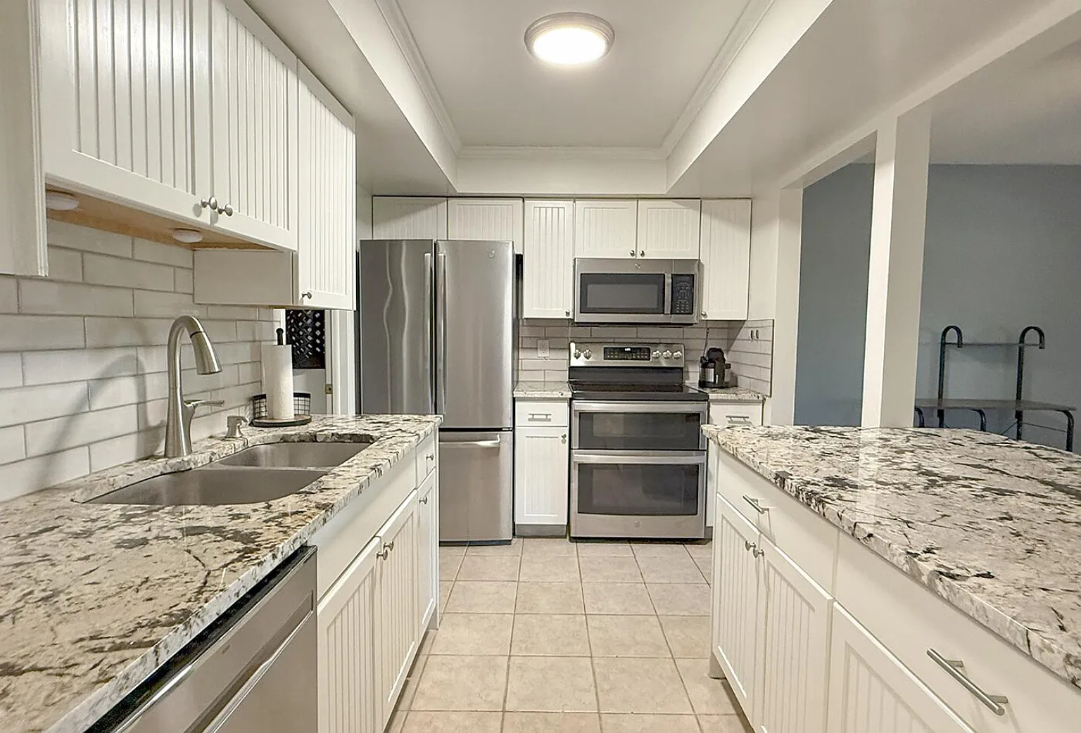 2 bed, $2,500 — Photo 1