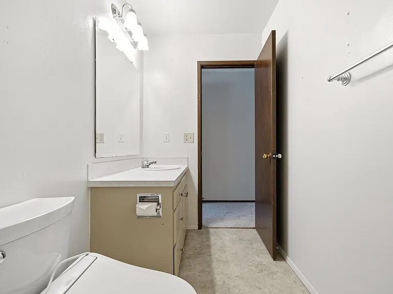 336 SE 50th Ave #1 — Photo 18