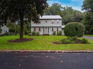 70 Timberline Rd, Warwick, RI 02886