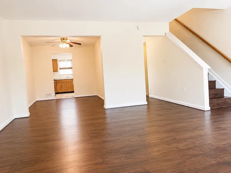 8809 Francisco Ct — Photo 10