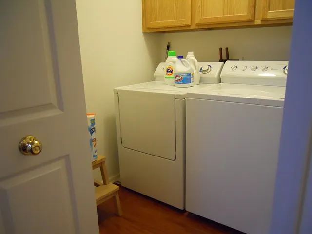 1222 Joyce Ln — Photo 6