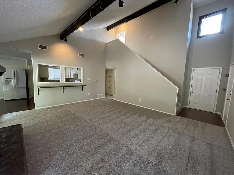 412 Blue Valley Dr — Photo 10