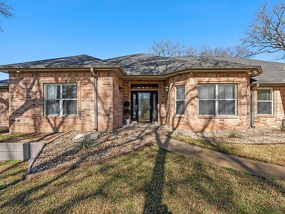 2nd image of 96 Trail Ridge Dr