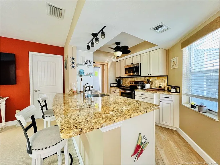 3236 SE Aster Ln #M225 — Photo 9